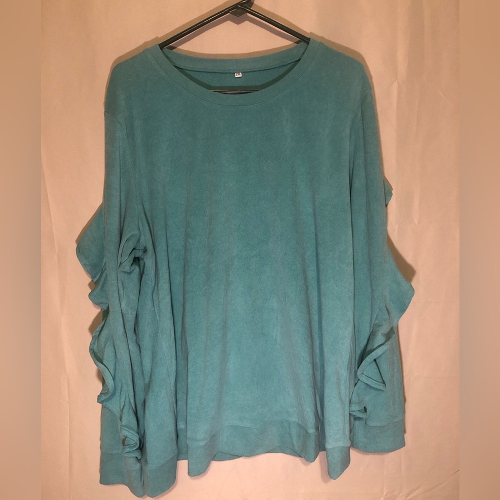 2X super soft top with ruffle sleeves